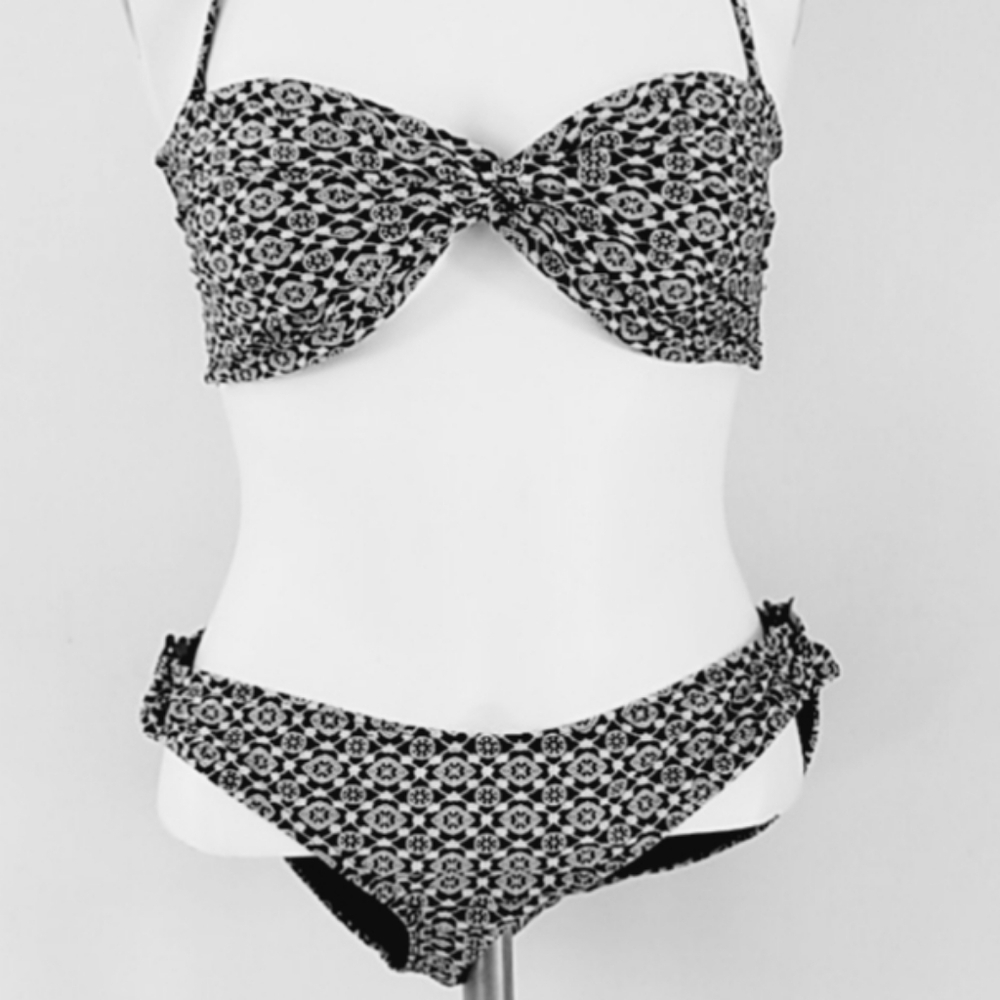 Atmosphere black white bandeau/straps Bikini set